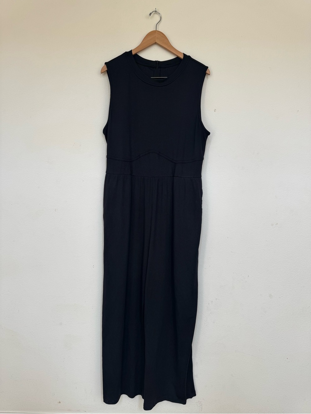 CIDER Black Ribbed Knit Sleeveless Jumpsuit - Size 2XL